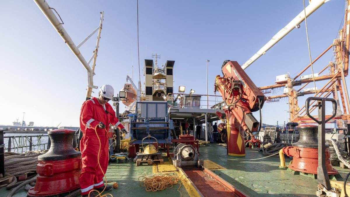 Bruselas destina 347 millones a reforzar la seguridad de los cables de datos submarinos