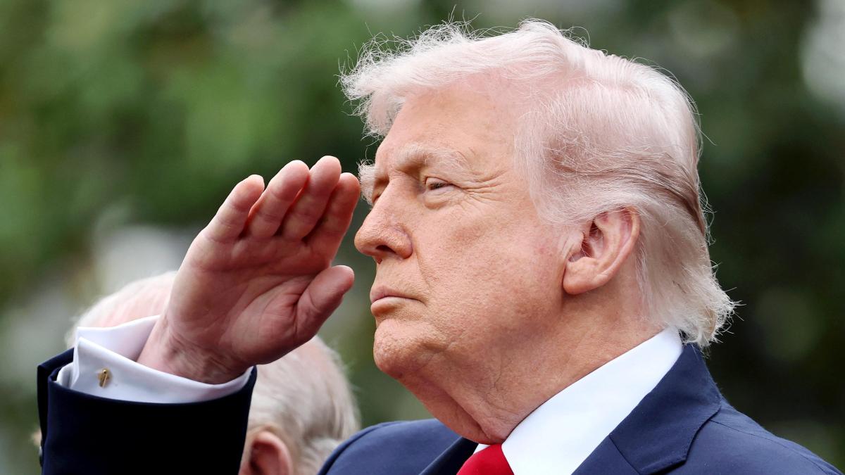 Trump machaca a los agricultores estadounidenses, y aun así le apoyan