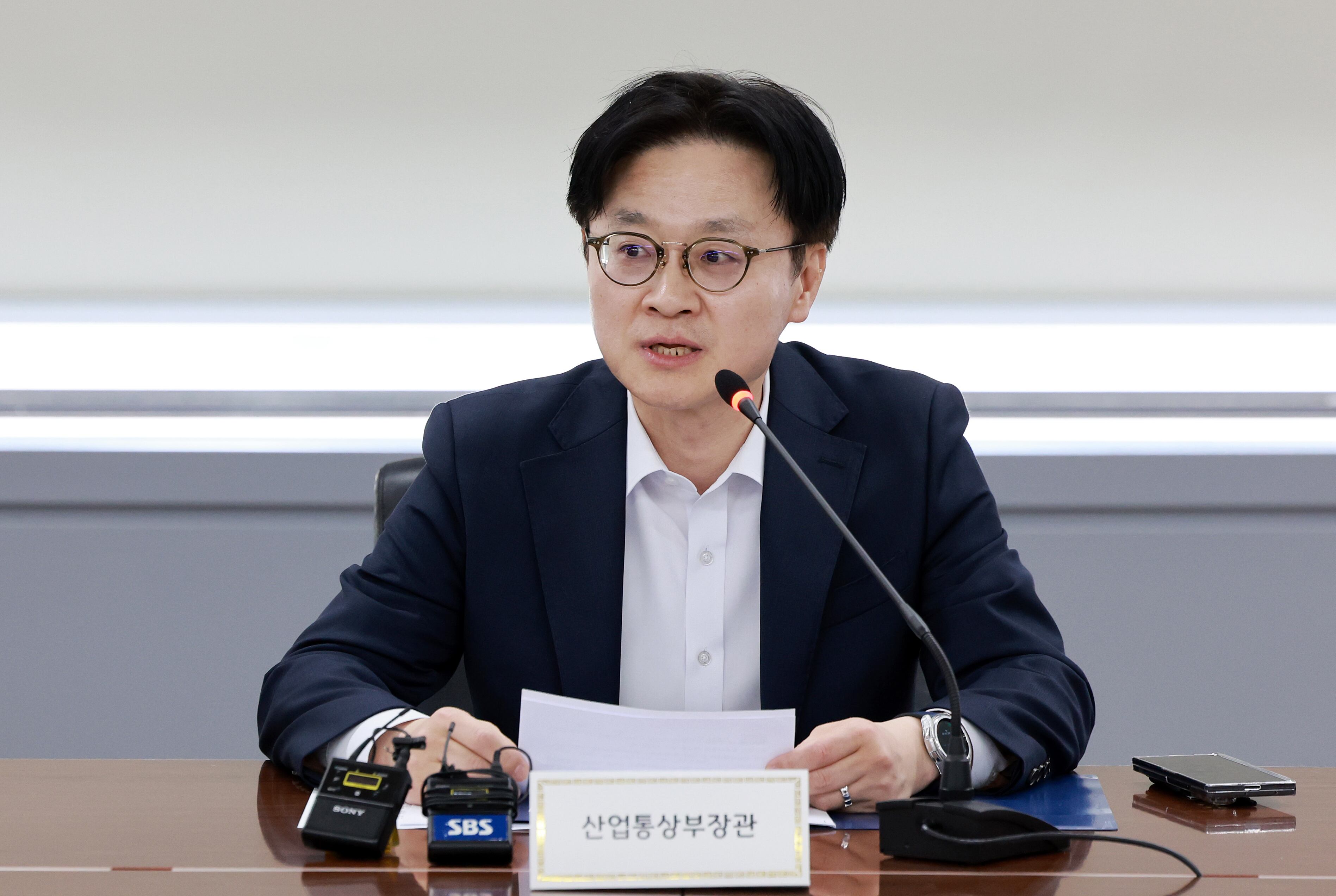 김정관 산업부 장관 “엄중한 상황인데…삼성전자 파업 상상조차 못해”