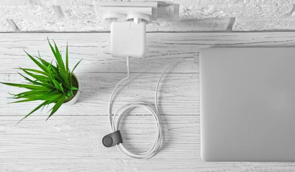 Le chargeur universel devient obligatoire pour les ordinateurs portables en Europe