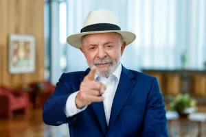 Lula anuncia na TV ‘Novo Desenrola Brasil’, que será lançado na segunda (4)
