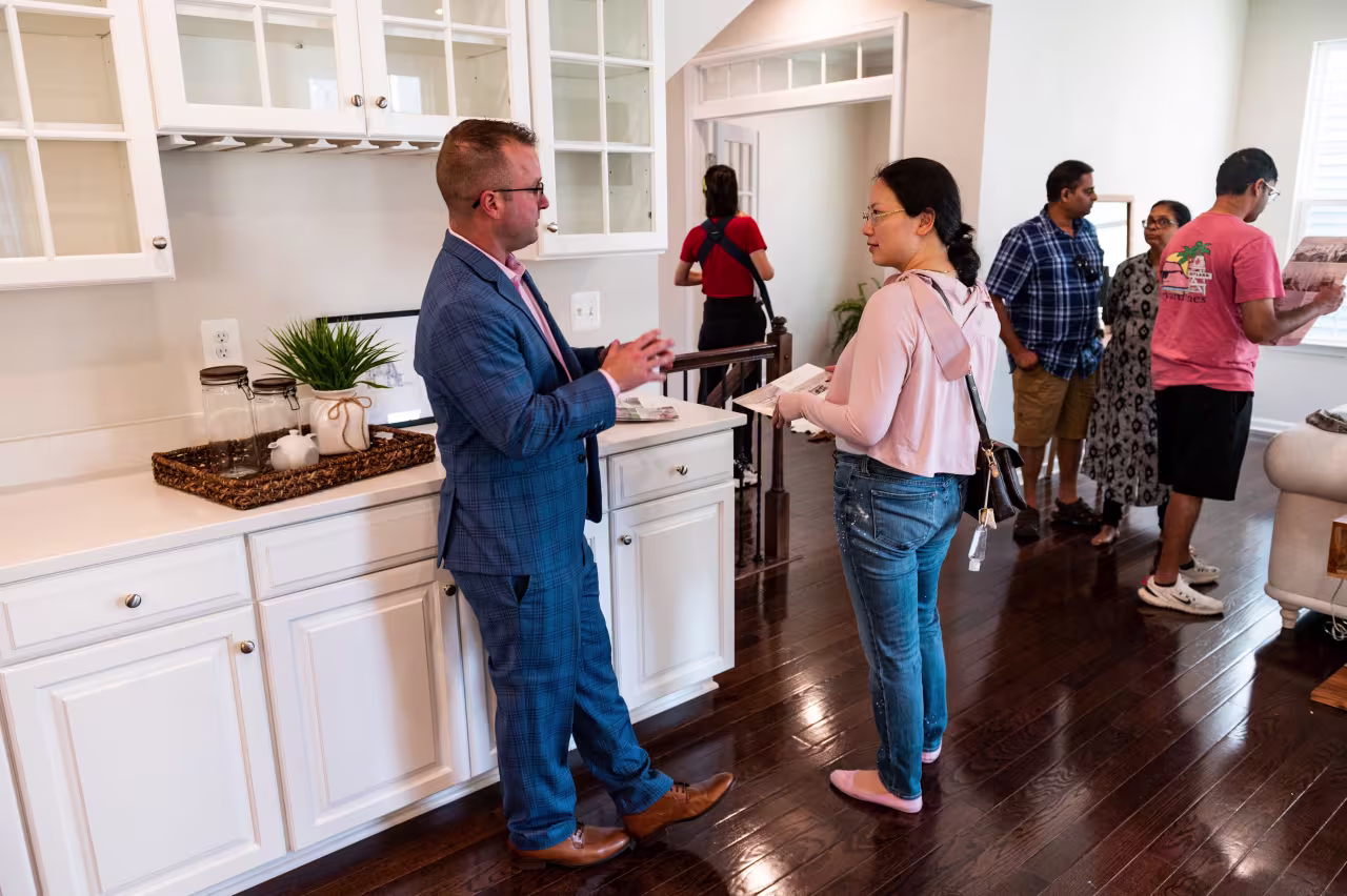 Mortgage rates increase to 6.3% — but home buyers aren’t scared away