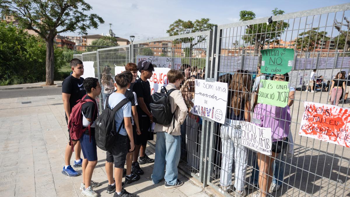 Incertidumbre por las colonias y las salidas ante el choque con los docentes