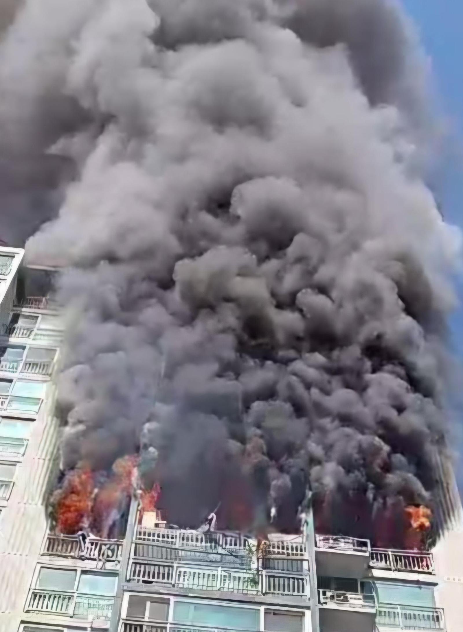 의왕 아파트 불… 남편 추락사, 아내 집에서 숨진 채 발견