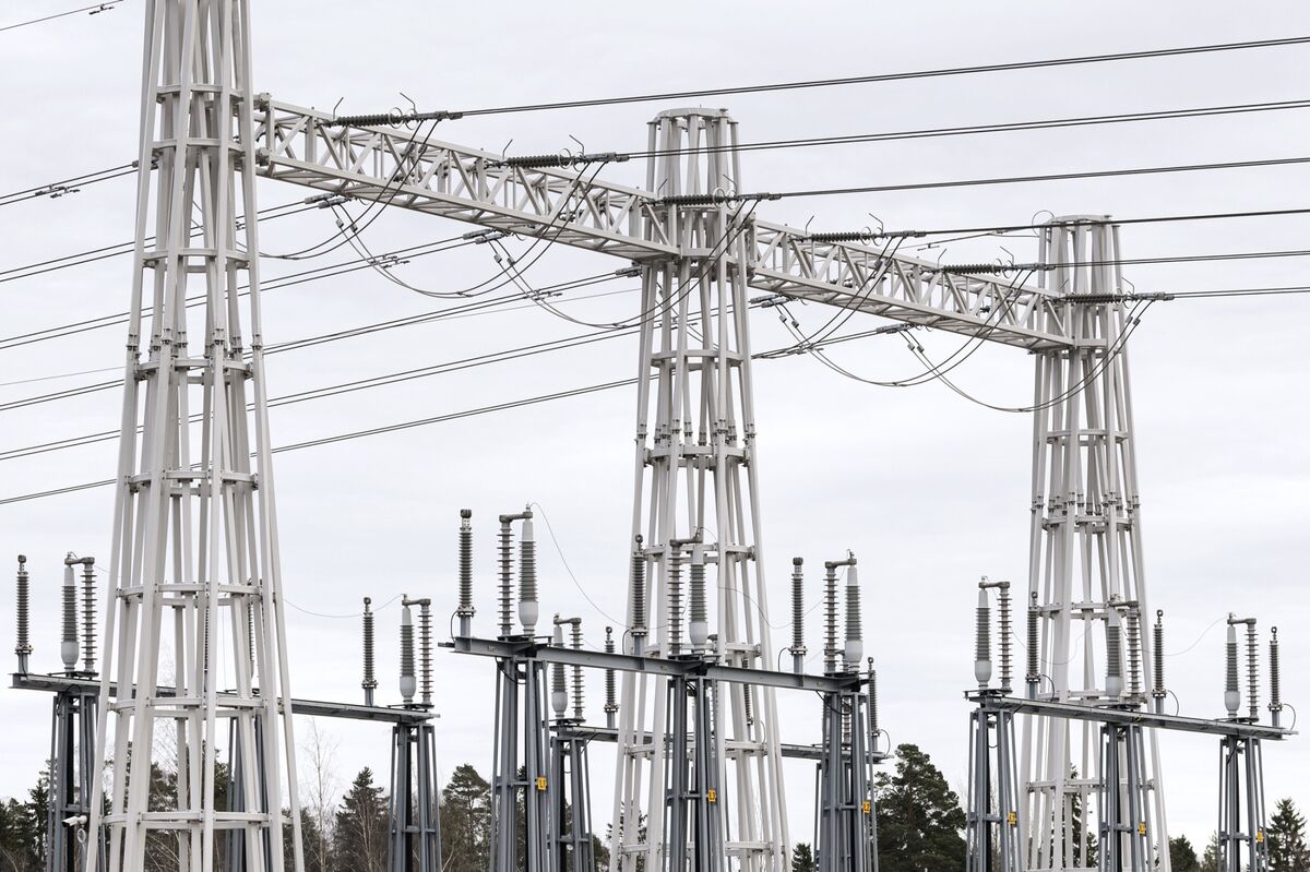 Power Trader Whose Error Caused Crash Faces $11 Million Fine