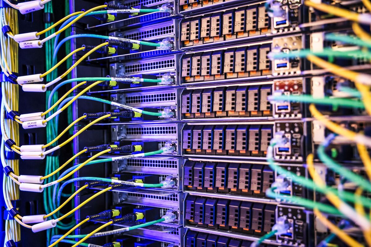 Dynatrace Rallies on Report That Starboard Value Took a Stake