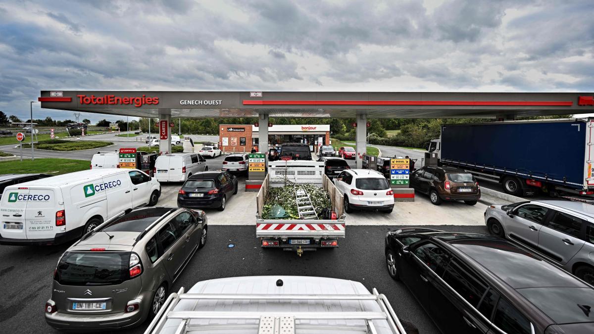 La presión política fuerza a TotalEnergies a topar el precio de los carburantes en Francia