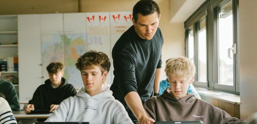 Künstliche Intelligenz: Ein Wuppertaler Lehrer trotzt der Denkfaulheit durch KI