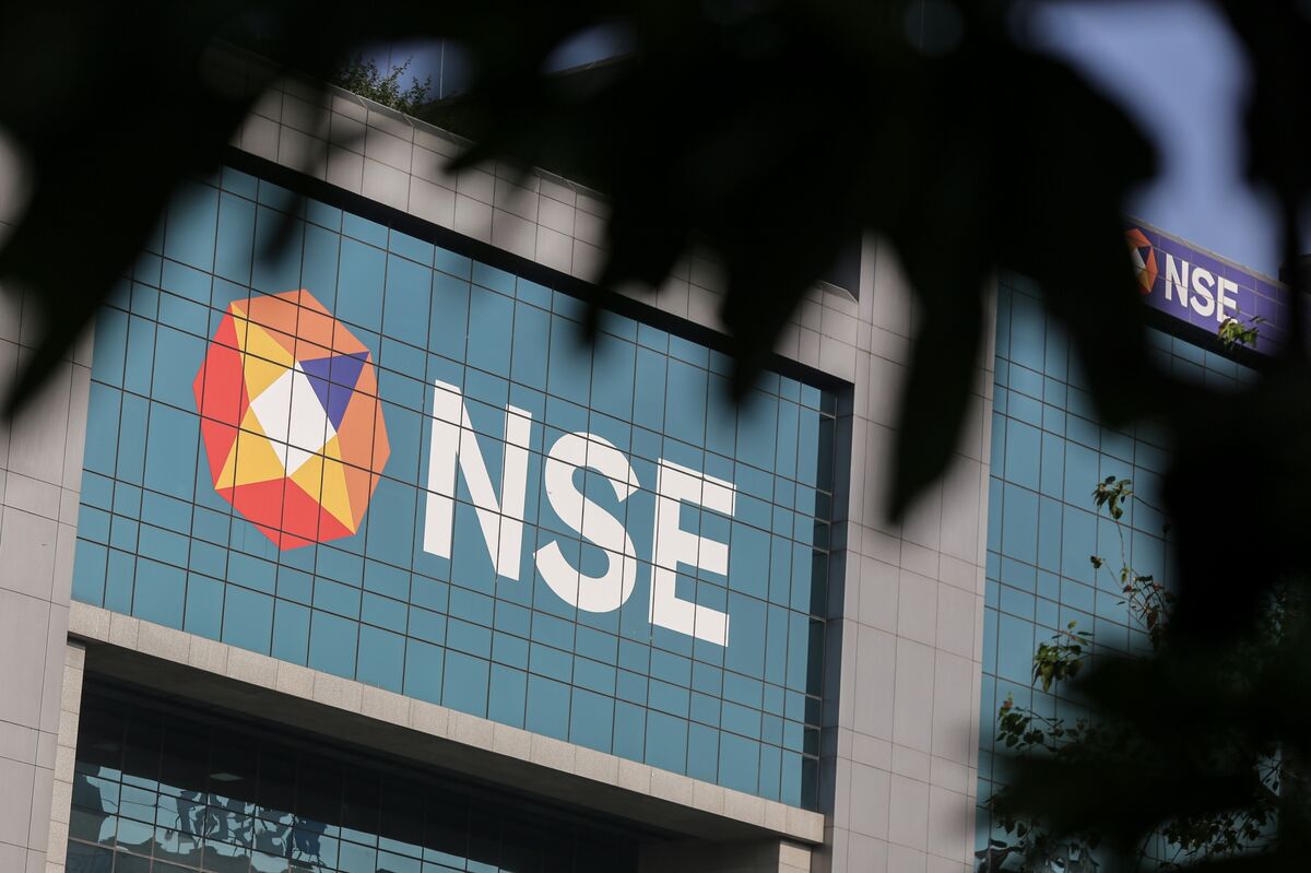 GA-Backed Acko Is Said to Hire Banks for $350 Million India IPO