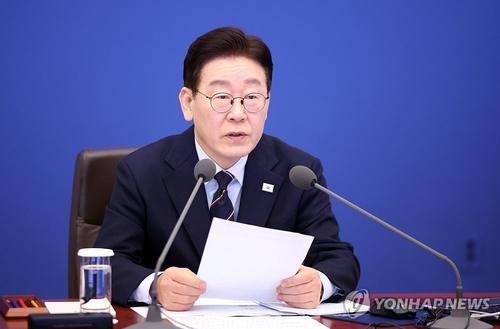 Lee commends law enforcement for almost halving voice phishing damage