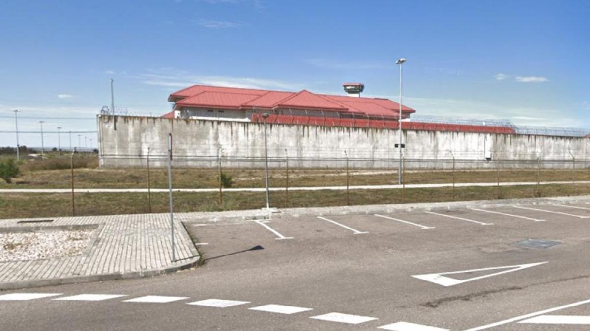 El fentanilo entra en las cárceles adherido al papel de las cartas que reciben los reclusos