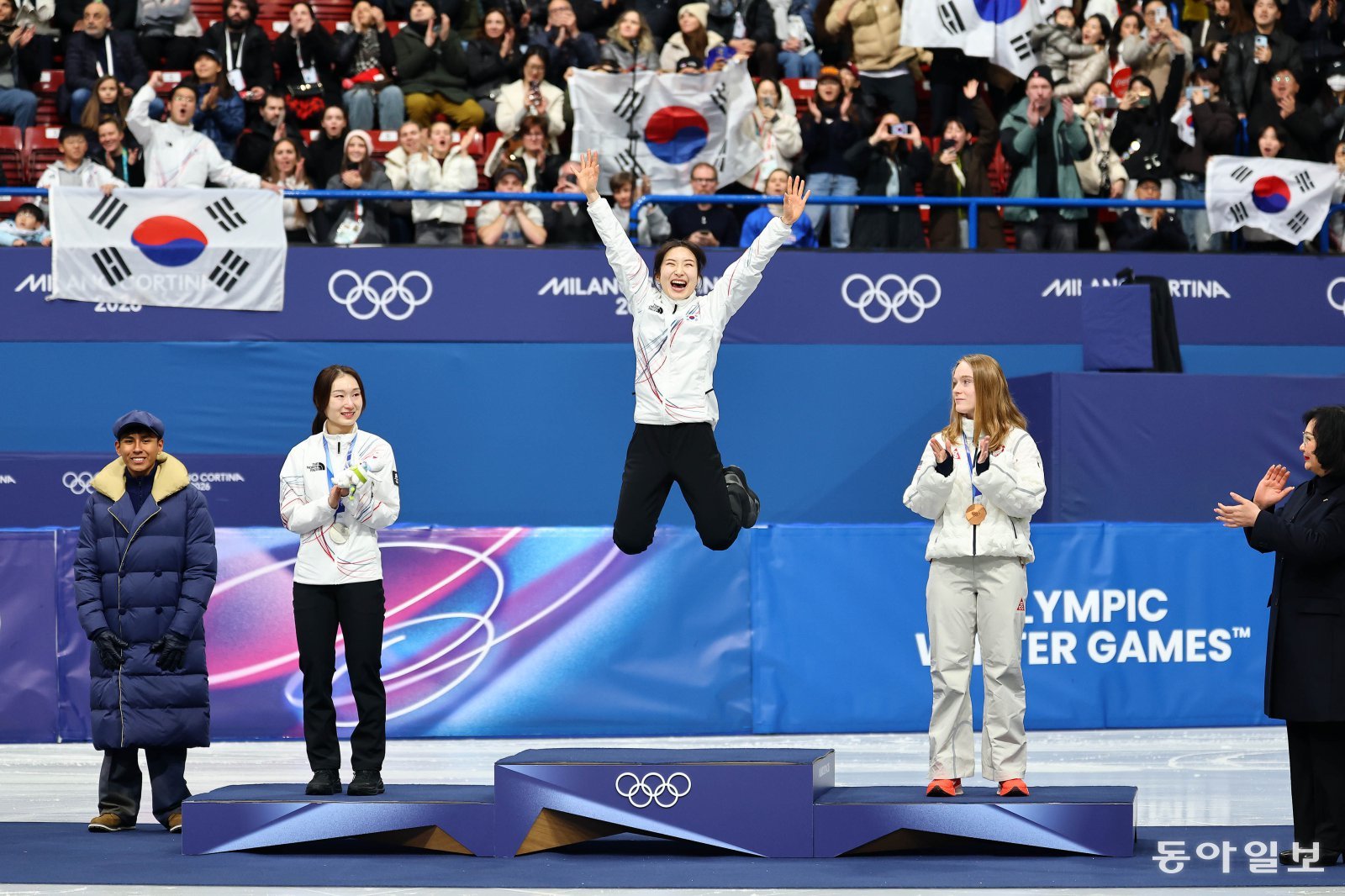 동아일보 전영한 기자 이달의 기자상 최우수상[청계천 옆 사진관]