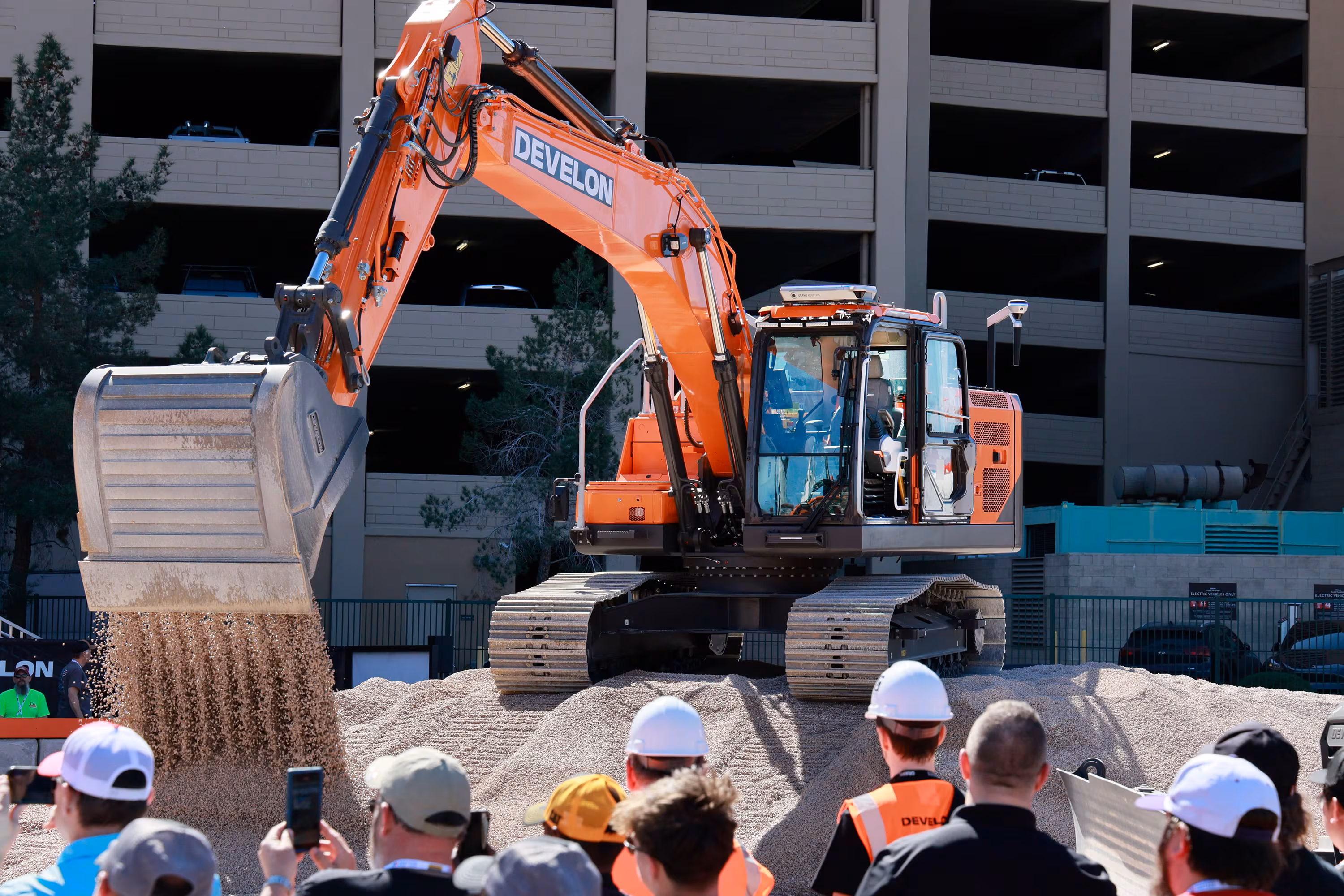 HD현대사이트솔루션, ‘무인 자율 굴착기’ 건설 현장 첫 투입