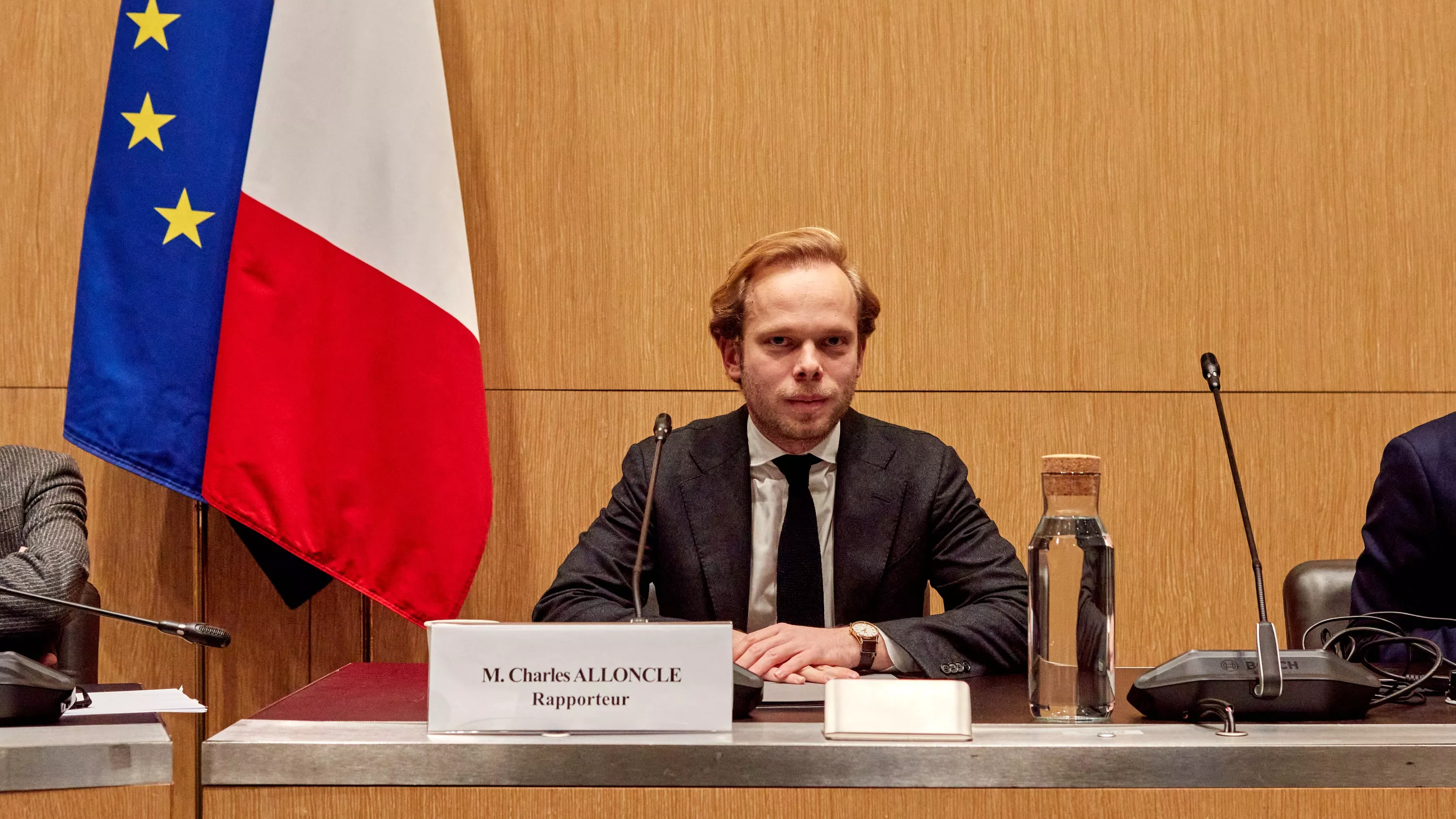 Audiovisuel public : le rapport du député Charles Alloncle menacé de censure par la commission