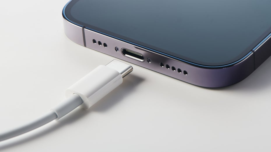 iPhone-Akku leer und das Ladekabel reagiert nicht? So rettest du dein Apple-Smartphone