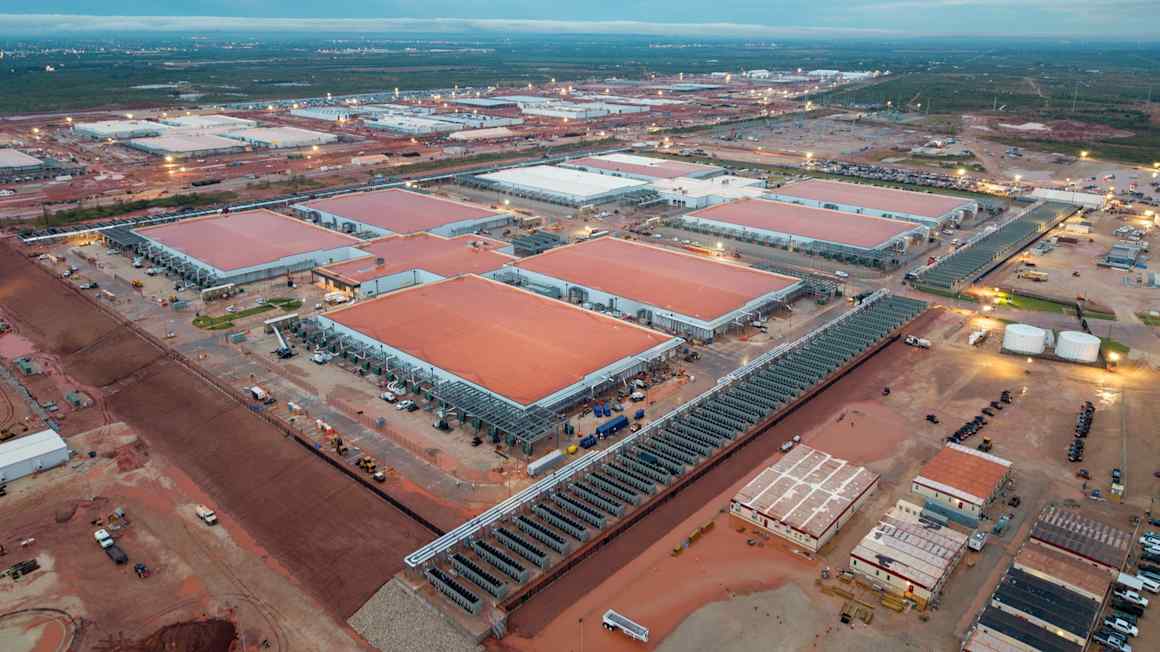 US economy grows at 2% pace in first quarter as AI boom fuels investment