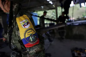 Atentado com explosivos na Colômbia deixa 7 mortos e 20 feridos