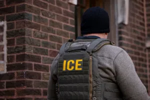 Imigrante cubano morre sob custódia do ICE por suposto suicídio, diz agência