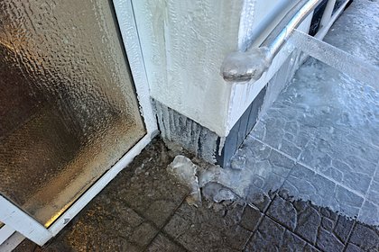 Москвичей предупредили о гололедице и снежной каше