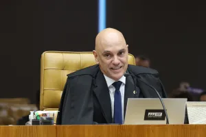 Moraes cita ataques à ‘independência dos juízes’ ao defender inquérito das fake news