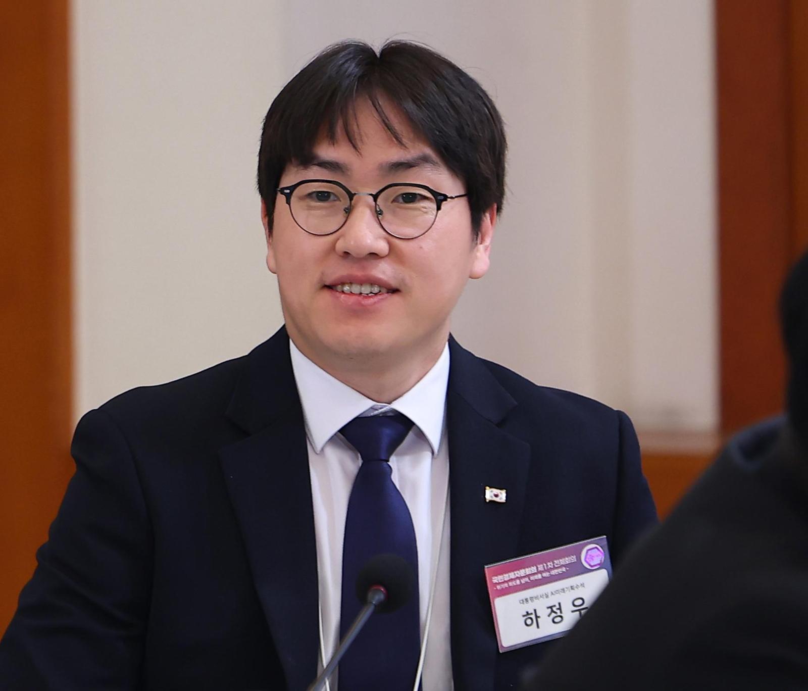 임명 열달도 안된 AI수석을 ‘2년용’ 선거 차출, 與서도 “생뚱맞다”