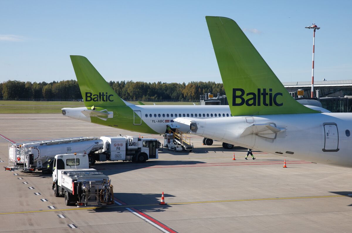 Air Baltic Bondholders Hire Lawyers as Restructuring Fears Mount