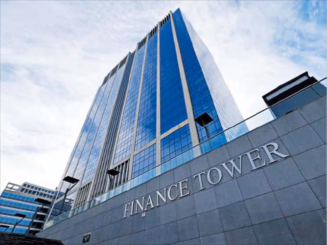 증시 활황 속… ‘해외 빌딩 투자’ 리츠株 폭락