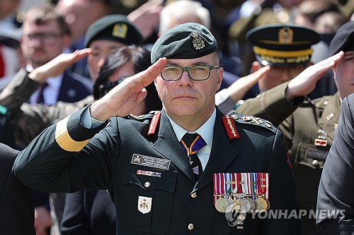 (Yonhap Interview) Canada's army chief sees war-forged ties with S. Korea grow 'stronger'