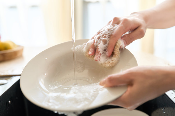 1인 가구 늘며 집안일 경제가치도 증가… 年 600조 육박
