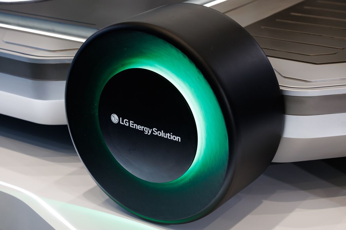 LG Energy Eyes 30% Energy Storage Sales Mix To Counter EV Slump