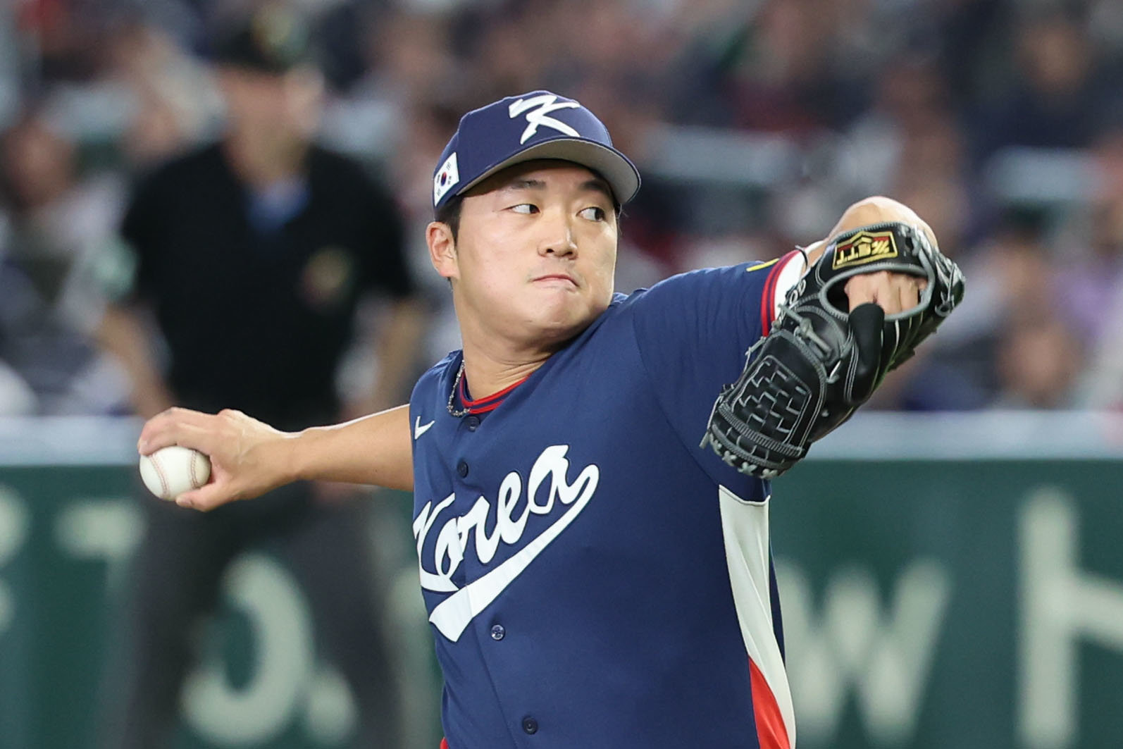 결국 수술대 오른 유영찬…‘옛 마무리’ 고우석 거취에 쏠리는 눈