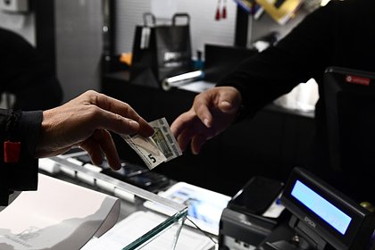 В 20-й пакет санкций ЕС попал запрет на операции с 20 российскими банками