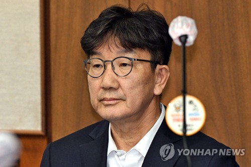 (LEAD) Appeals court sentences Rep. Kweon to 2-yr prison term over funds from Unification Church