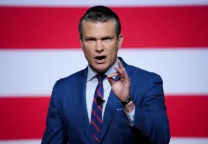 Hegseth: Irã está seguindo estratégia da Coreia do Norte para obter armas nucleares