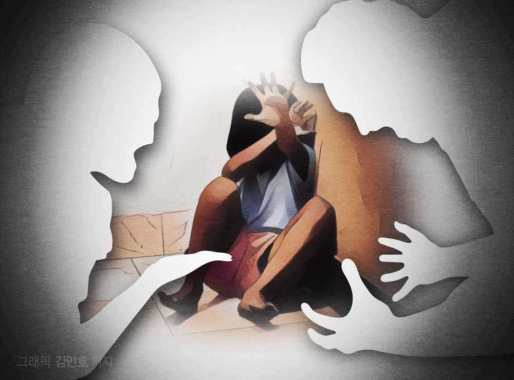 “칭얼거린다” 8개월 아들 TV리모컨으로 때려 숨지게 한 친모