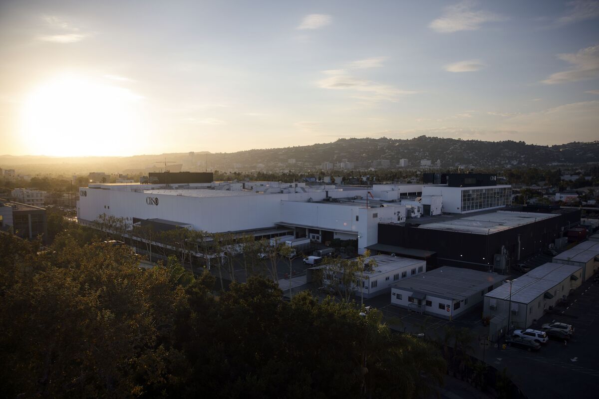 Deutsche Bank Forcing Hackman to Shed LA-Area TV and Movie Lots