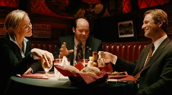 Моя работа – быть парнем, которого все ненавидят, но который всегда улыбается