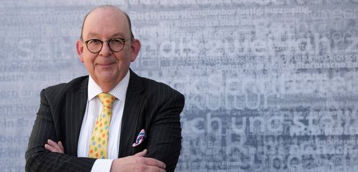 Denis Scheck: Erste Sendung nach Sexismusdebatte über Kürthy und Passmann