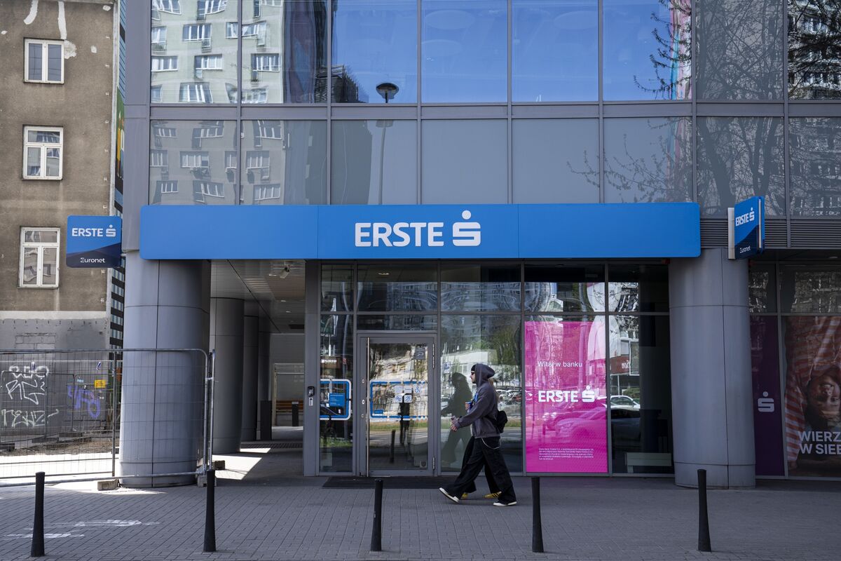 Erste Ready for Bolt-On M&amp;A Deals After €7 Billion Poland Entry