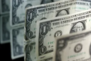 Dólar hoje sobe com dados de inflação e impasse sobre conflito no Irã no radar