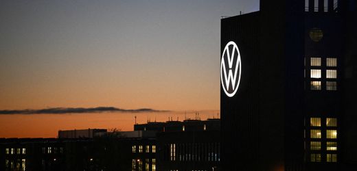 VW: Gewinn bei Volkswagen bricht im ersten Quartal um 28 Prozent ein
