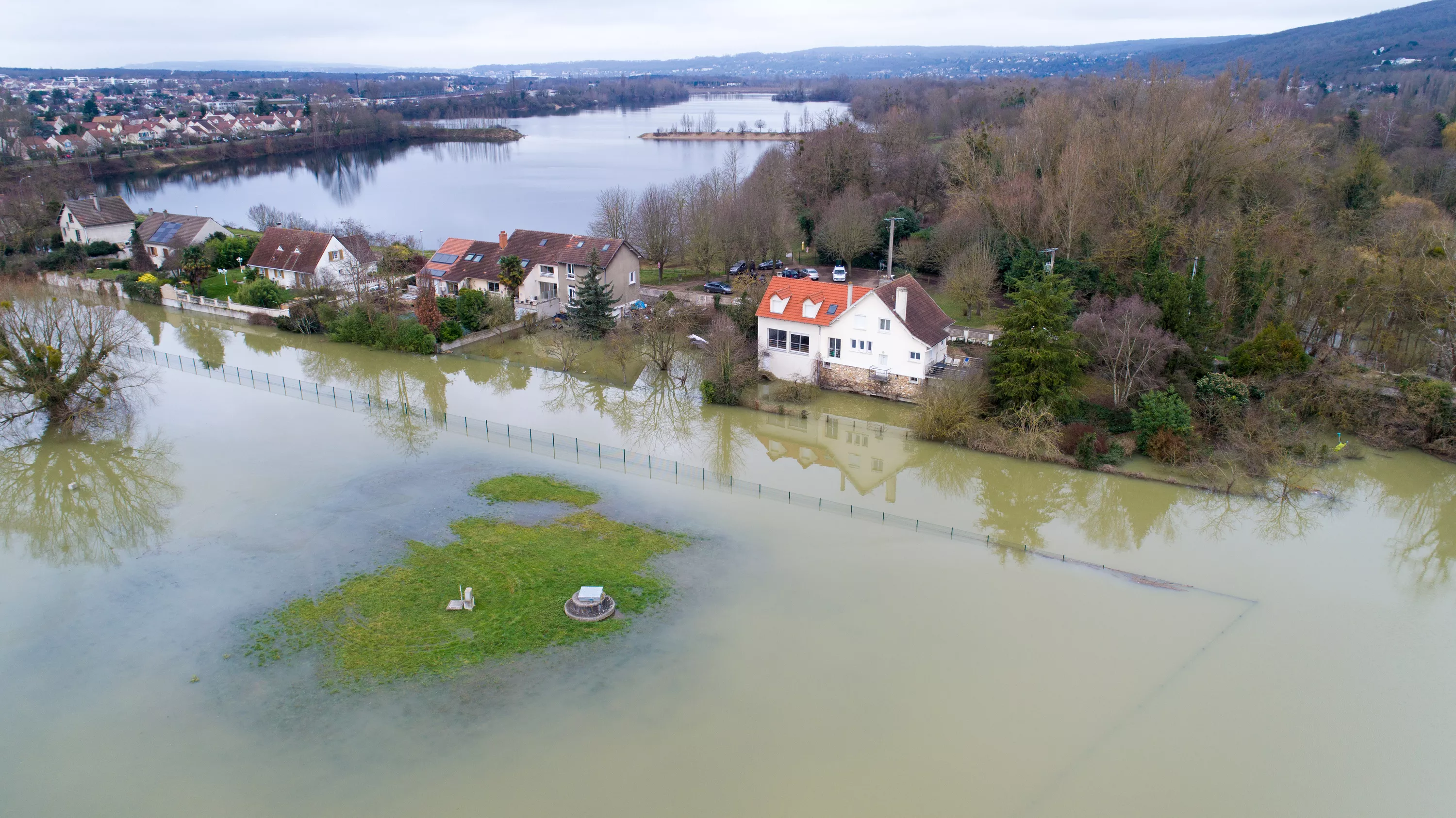 Inondations, sécheresse, canicule : toutes les catastrophes naturelles pourraient ne plus être couvertes à l’avenir