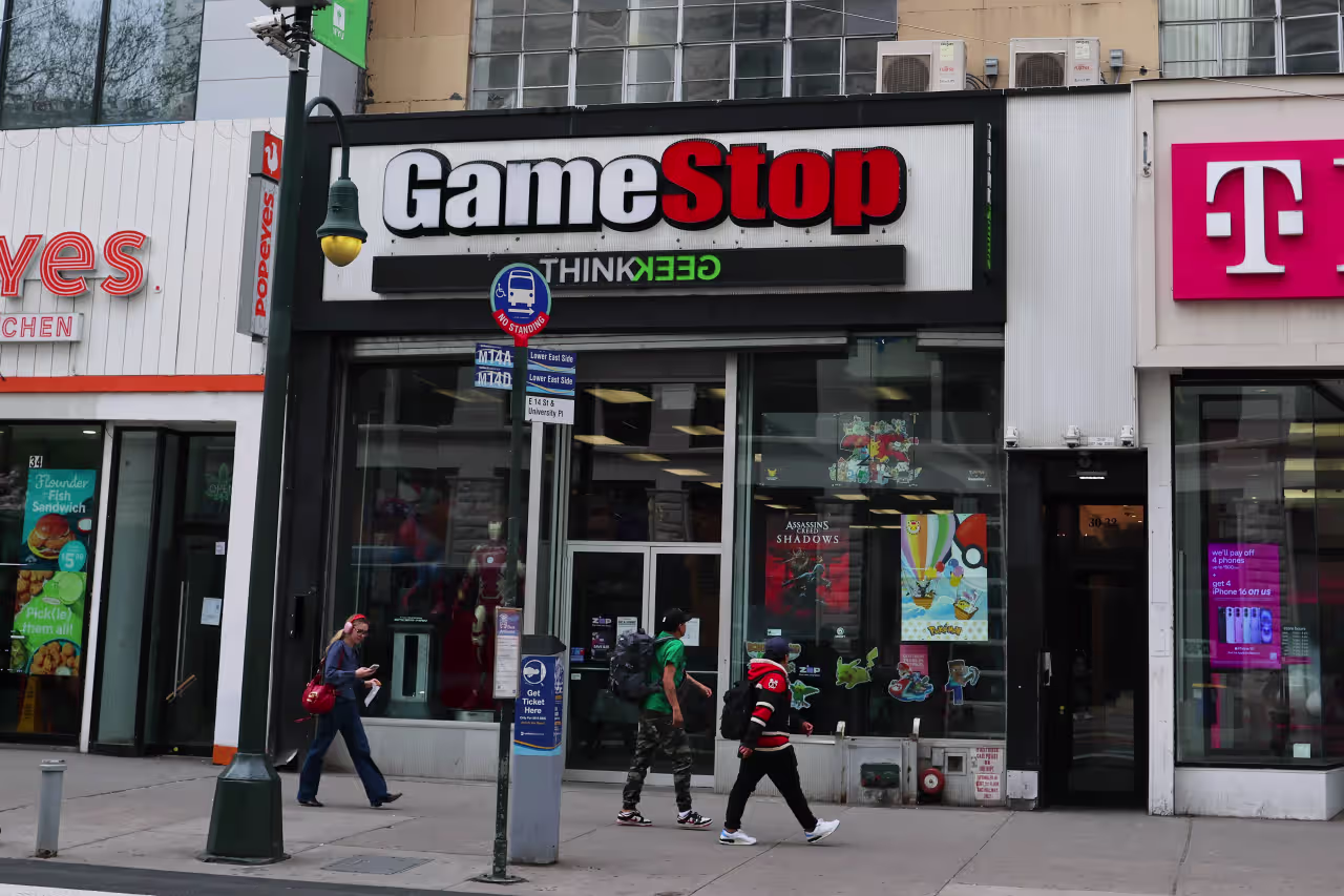 GameStop is hungry for relevance. Is buying eBay the answer?