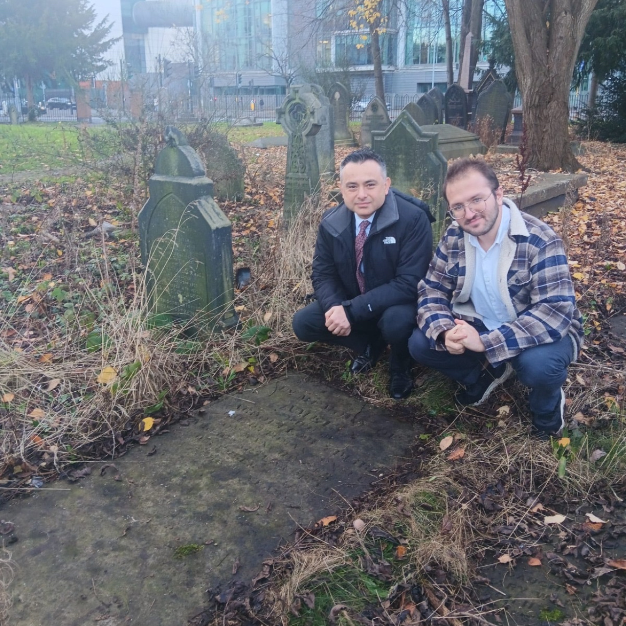 İngiltere'de üzerinde 'Osmanlı' yazan tek mezar taşı!