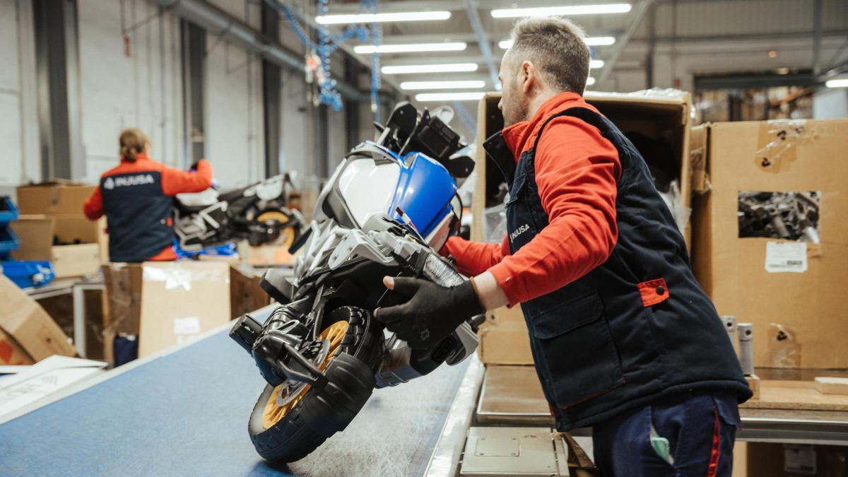 El año arranca con la pérdida de 170.000 ocupados y la suma de 231.000 parados