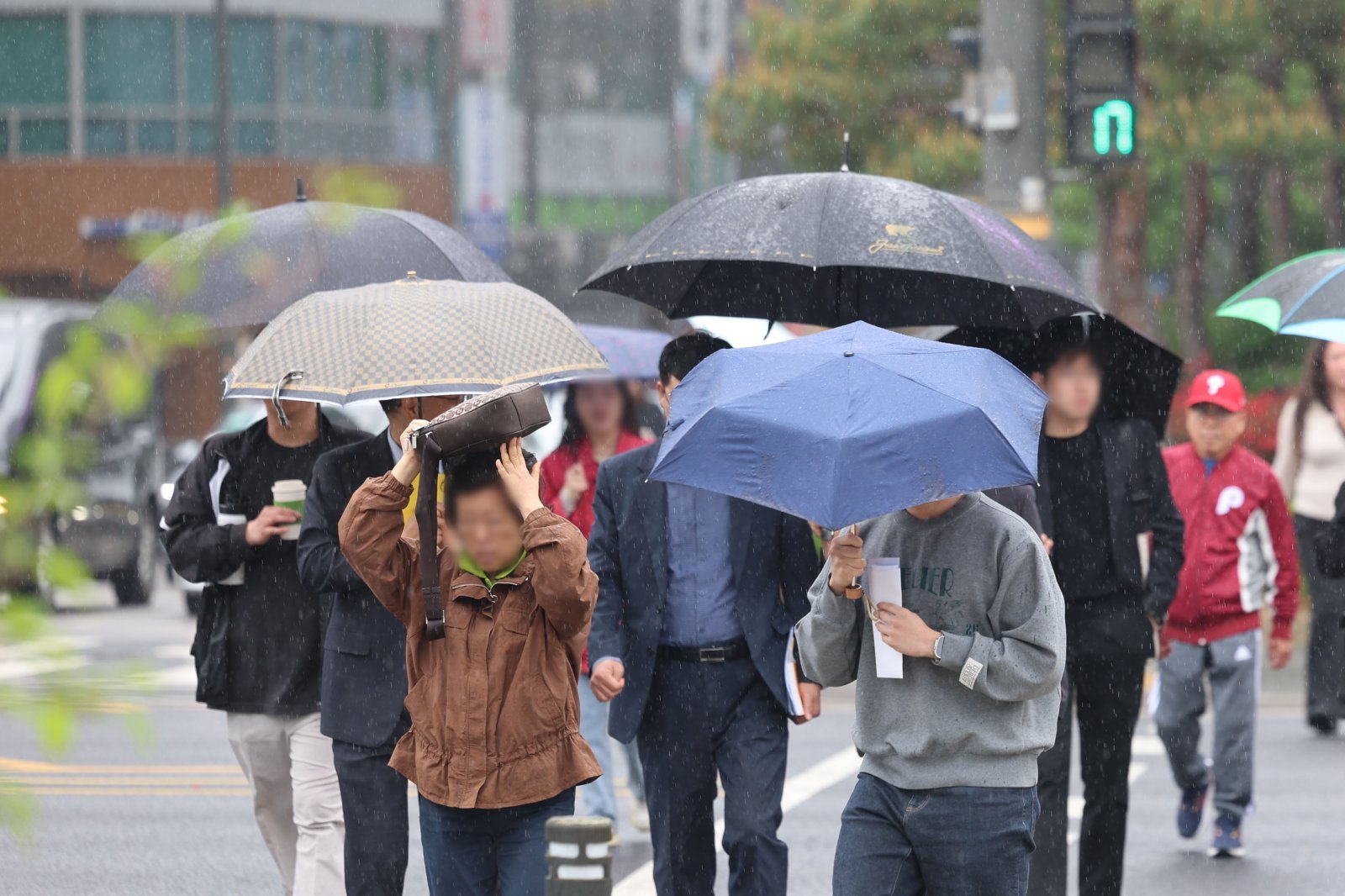 노동절 연휴 시작날 제주·남부 비…어린이날 맑은 하늘