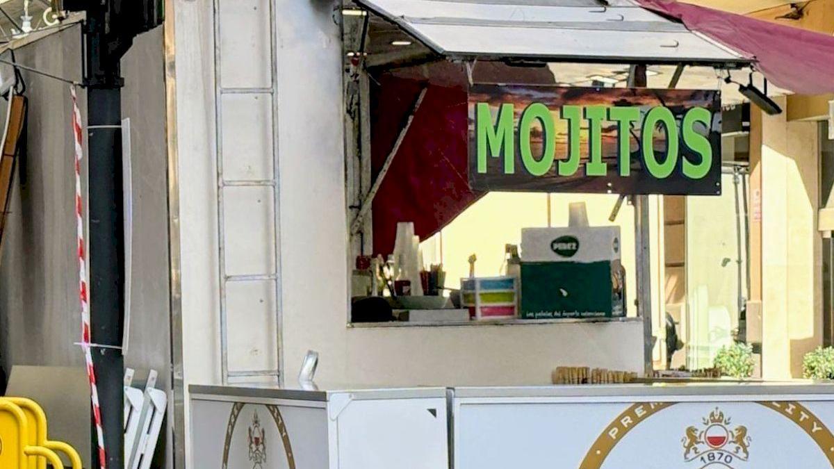 València no autorizará las 'mojiterías' en las Fallas de 2027 por “los problemas que generan”