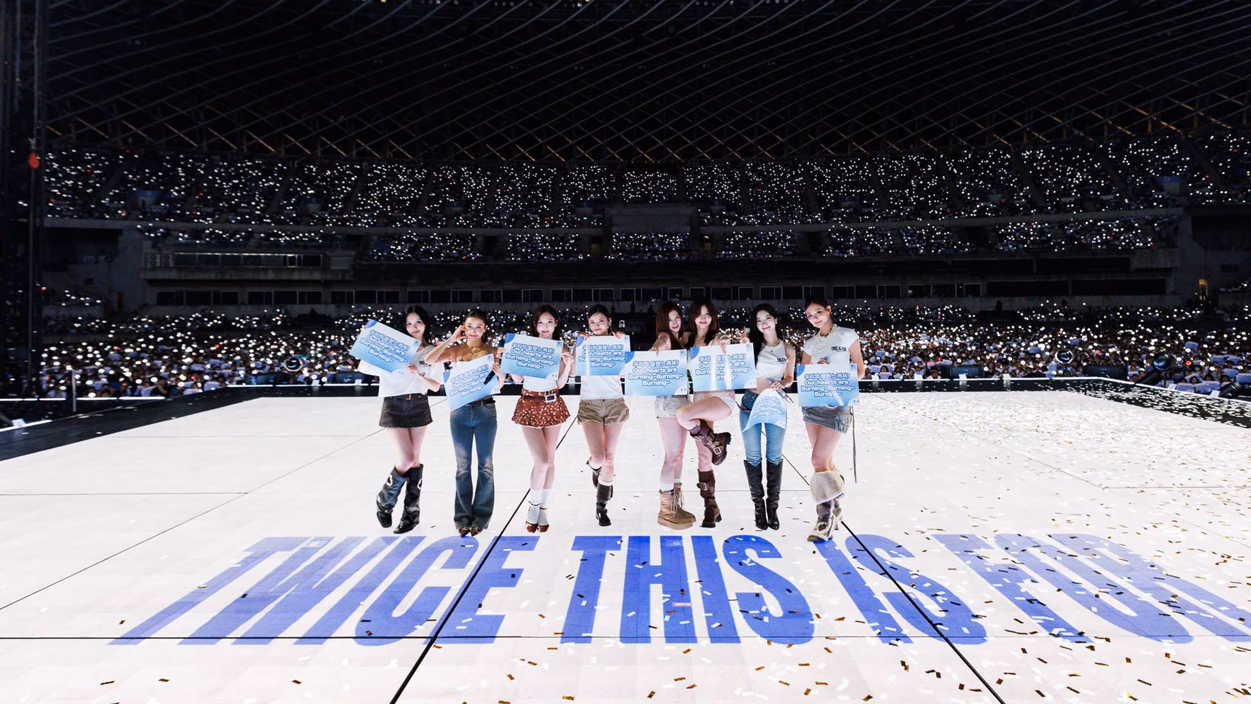 모국 떠난 지 10년… 금의환향한 트와이스 쯔위의 눈물