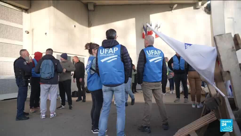 Surpopulation carcérale en France :  les syndicats de surveillants appellent au blocage