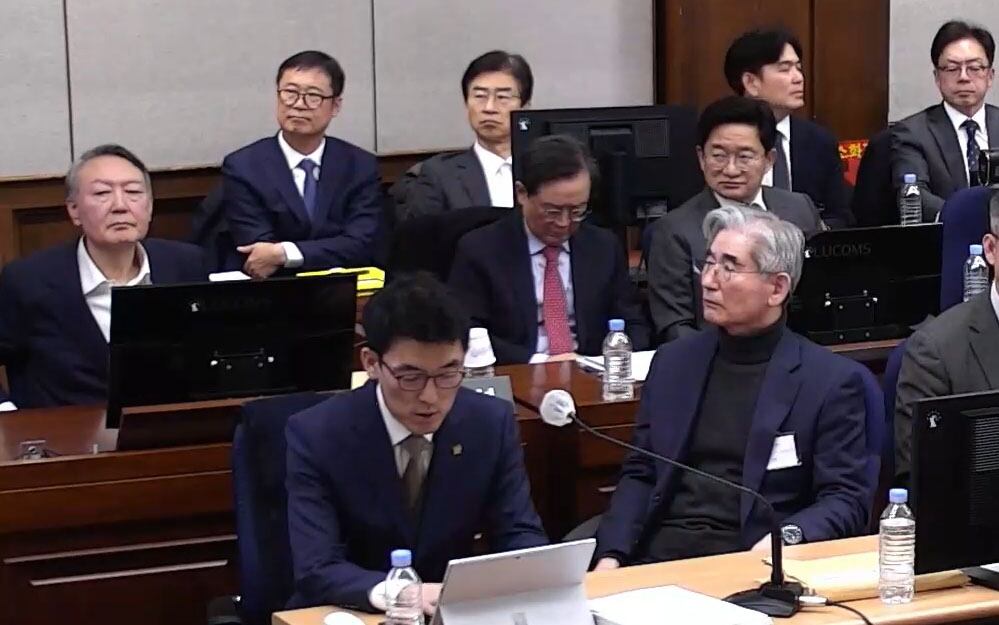 [단독] 2차 특검, ‘비상계엄’ 김용현 전 장관 29일 피의자 소환 통보